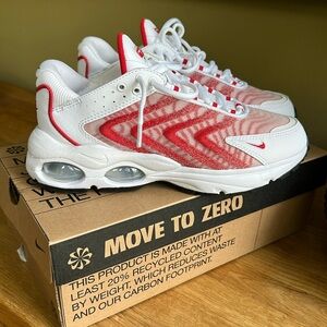 Nike Air Max TW DQ3984-104 Sneakers Unisex White Red Lace Up Casual Shoes M6/W8